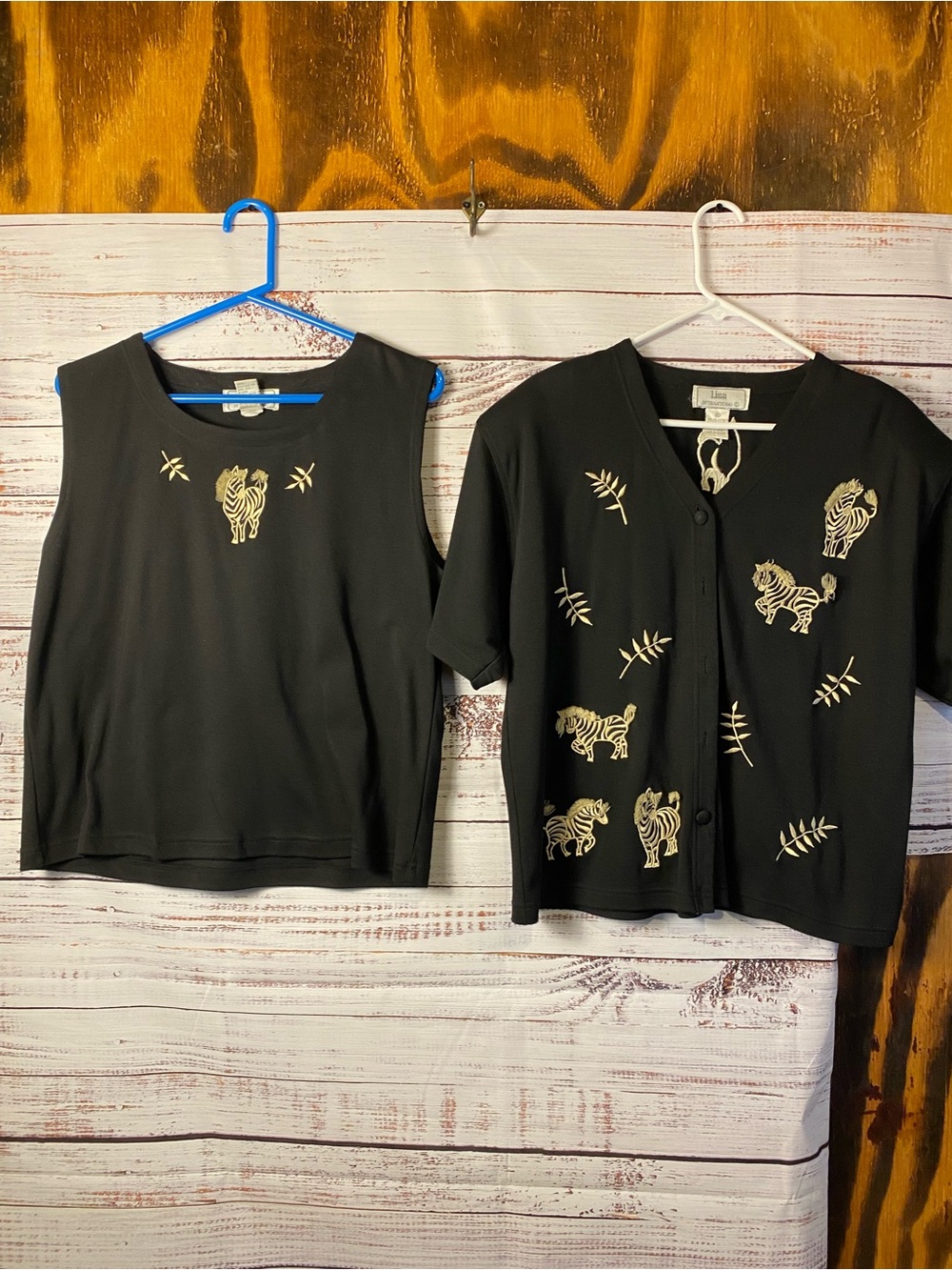 Lisa International Black Top and Cardigan Set with Gold Zebra Embroidery Sz-XL - Picture 1 of 8